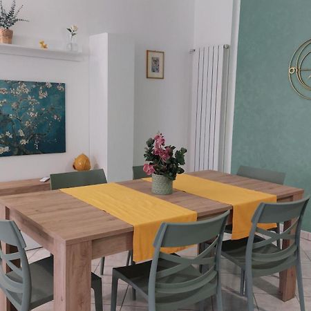 Casa Vacanze Fronte Castello Мартано Екстер'єр фото