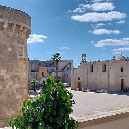 Casa Vacanze Fronte Castello Мартано Екстер'єр фото